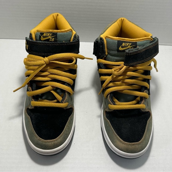 Nike SB Mid Dunk Premium Size 10.5 - Picture 3 of 13